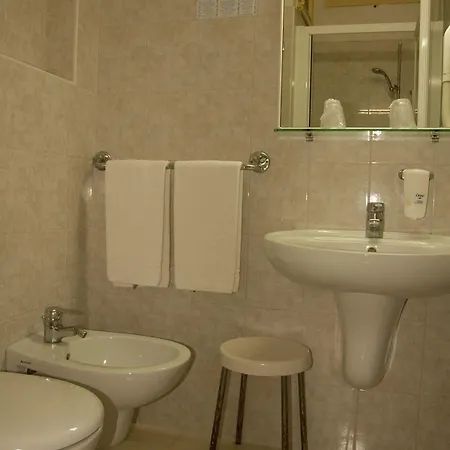 Caribe Hotel 3*