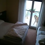 Caribe By Double Hospitality 3* Brenzone sul Garda