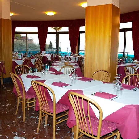 Szálloda Caribe - Garda Collection