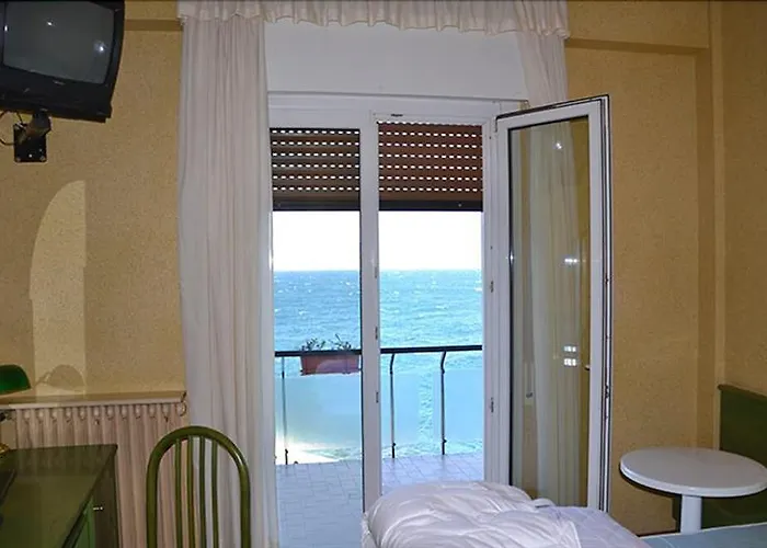 호텔 Caribe By Double Hospitality 브렌조네 술 가르다